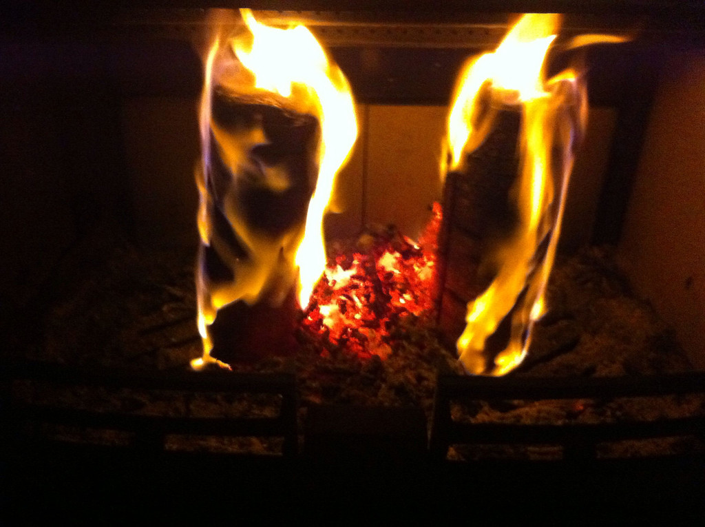 CA_12151320224205-XL.jpg