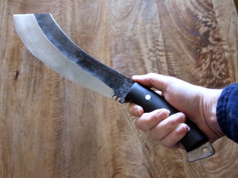 HITirthaFarmKnife20110327_sm.jpg