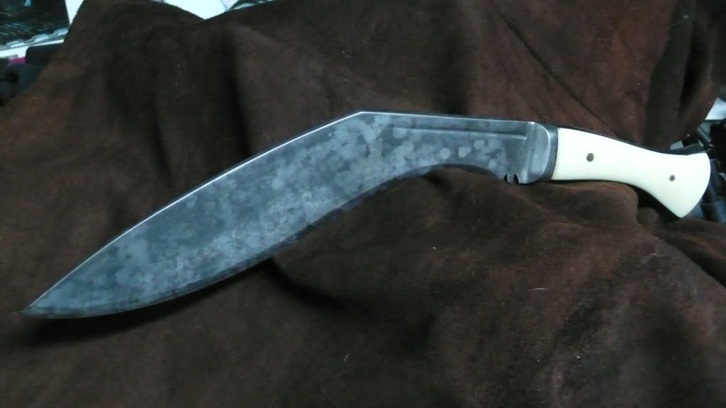 AntiqueKhukuri002.jpg