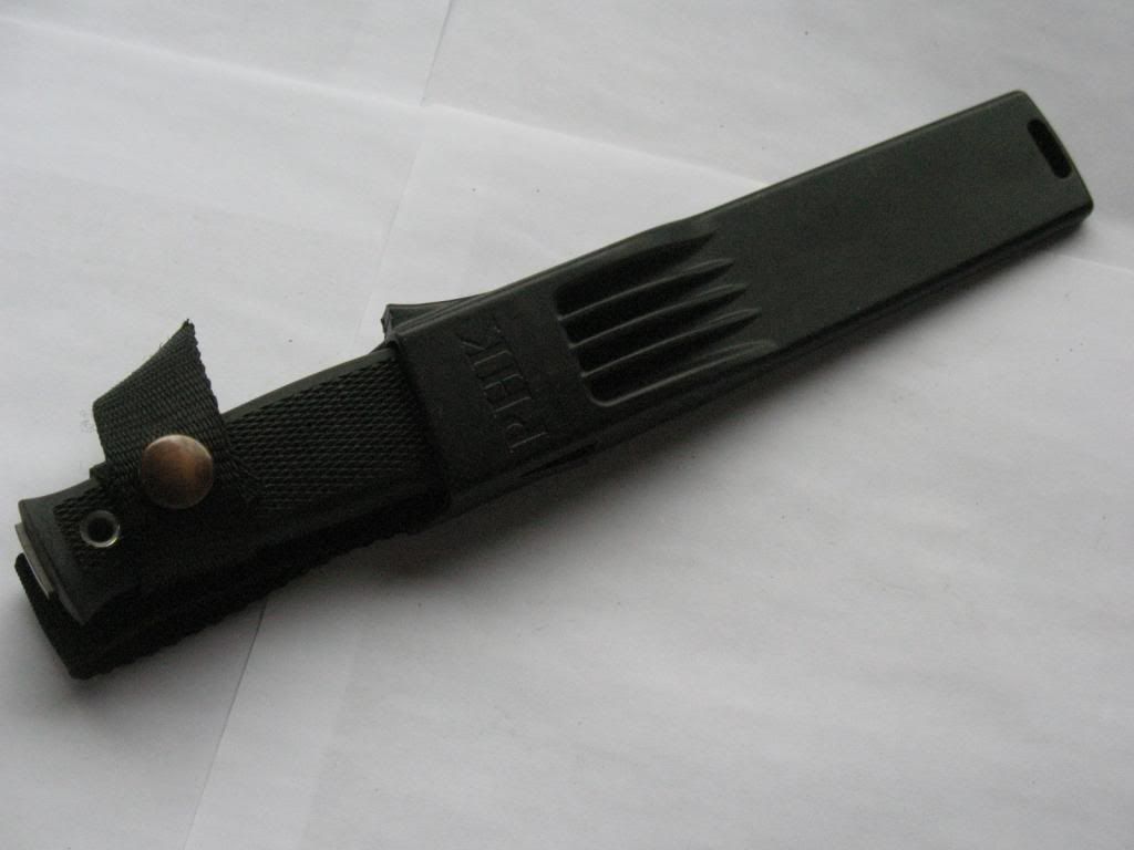 knivesforsale145.jpg