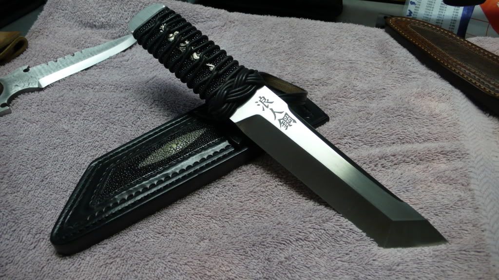 Knives022.jpg