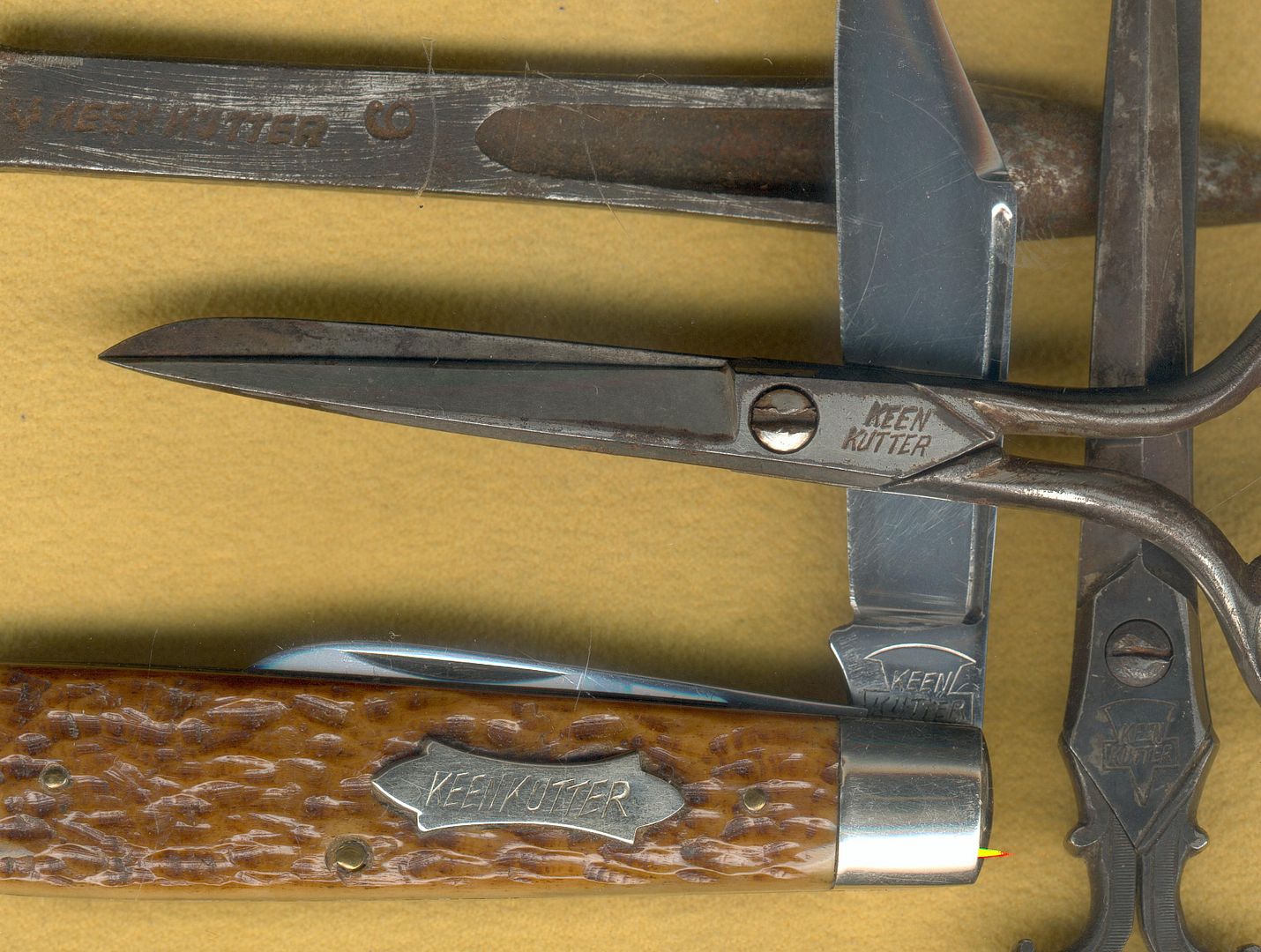 Keen%20Group%202_zpswzeegujc.jpg
