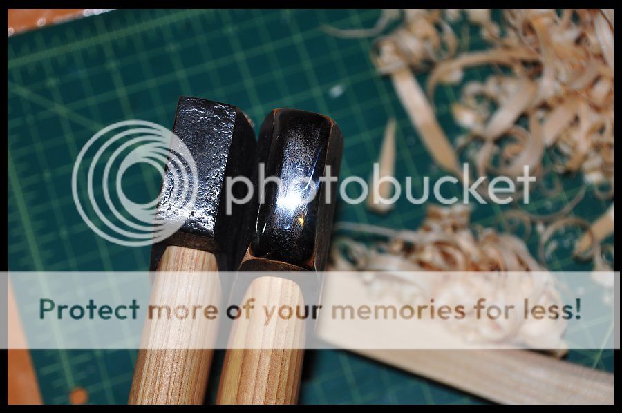 gb_hunters_axe_03_zps44abc493.jpg